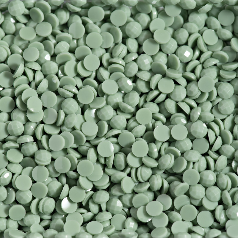 Diamond Dotz Freestyle Dots 12G #8202 Soft Green