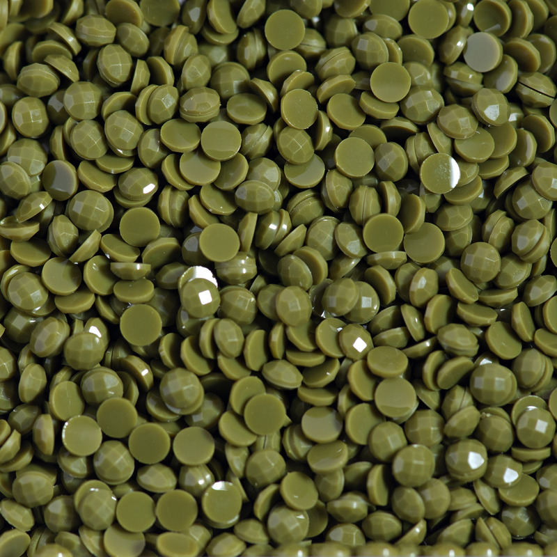 Diamond Dotz Freestyle Dots 12G #8277 Dark May Green