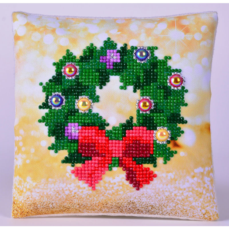 Diamond Dotz 5D Embroidery Facet Art Kit, Beginner Christmas Wreath Mini Pillow, BOXED