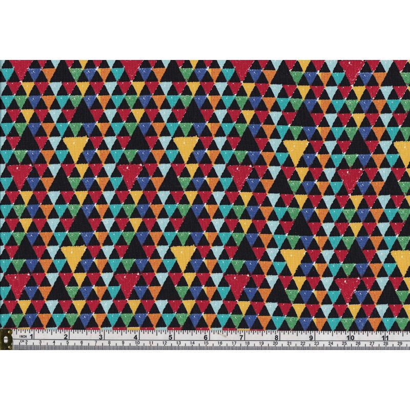 Fat Quarter C0015, Approx 50 x 52cm, 100% Cotton Print Fabric, Crayola Triangles