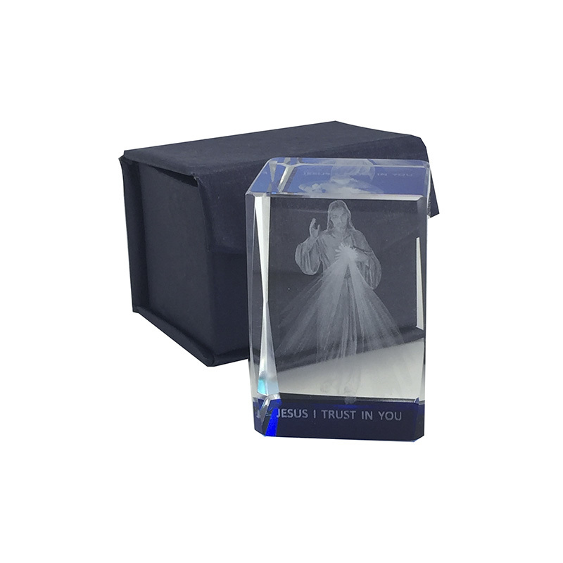 Laser Crystal Block, DIVINE MERCY Image, Ornate Block. 40mm Sq. x 60mm