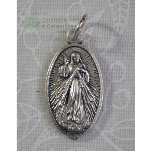 DEVINE MERCY Medal Pendant, Silver Tone, 22mm X 15mm, Made In Italy