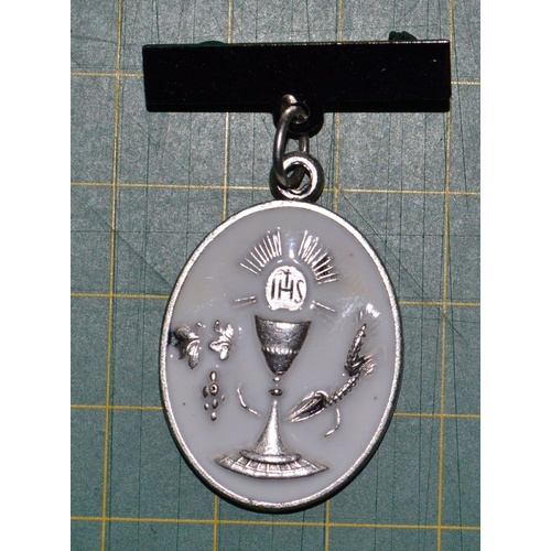 Communion Medal With Bar, Silver Tone, White Enamelled, 21mm x 28mm