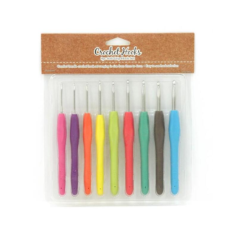 Crafters Choice Crochet Hook Set of 9 Hooks 2.0mm to 6.0mm, Soft Grip