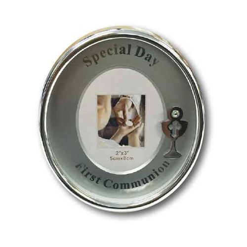 FIRST COMMUNION Oval Frame, 100 x 85mm, Silver Plated