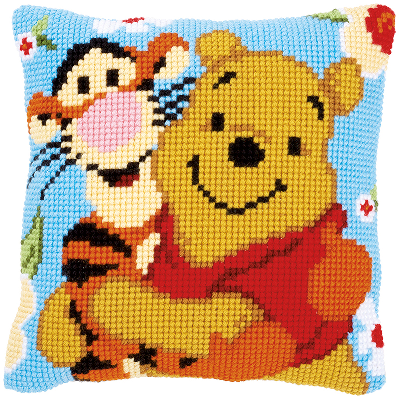 Vervaco Disney WINNIE & TIGGER Latch Hook Cushion Front Kit PN-0014595