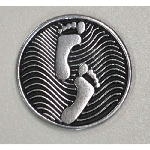 FOOTPRINTS Pocket Token With Message / Prayer 31mm Diameter Metal