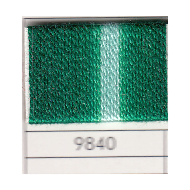 Presencia Finca Perle 5 Egyptian Cotton, 10 Gram, 9840 Shaded Dark Green