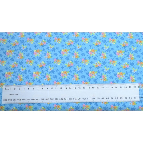 Clothworks BLOSSOM BLISS BLUE 100% Cotton Fabric #Y1485.98, 112cm Wide